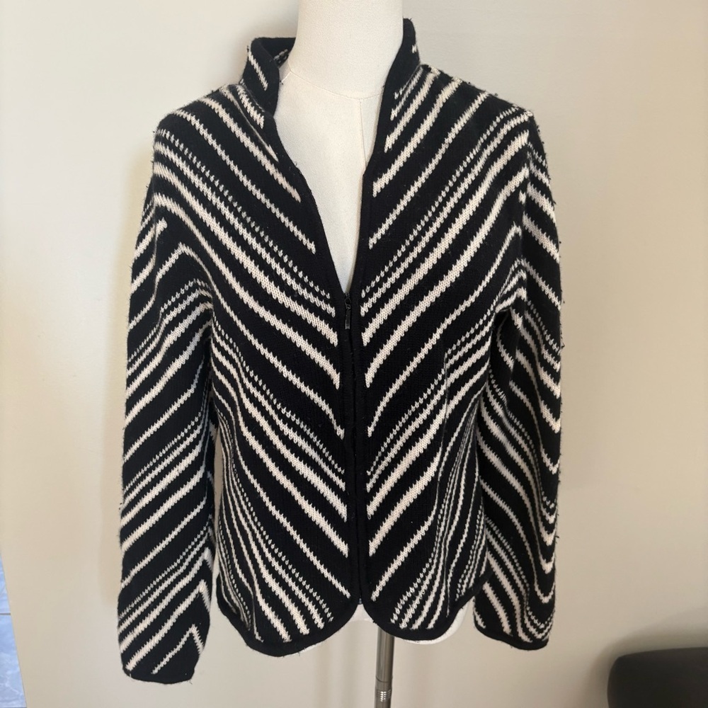 Talbots Womens 100% Wool Zip Up Sweater CardiganBlack White Chevron Stripe Sz M